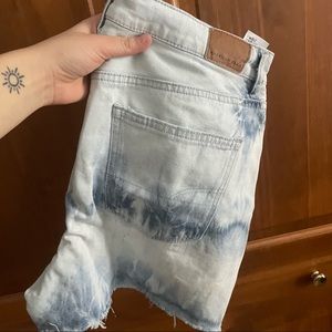 AE Acid Washed Distressed Shorts
